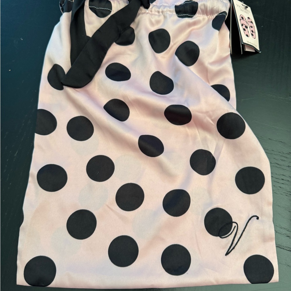 Victoria's Secret Pink and Black Polka Dot Slippers med 7/8 New - Picture 9 of 11